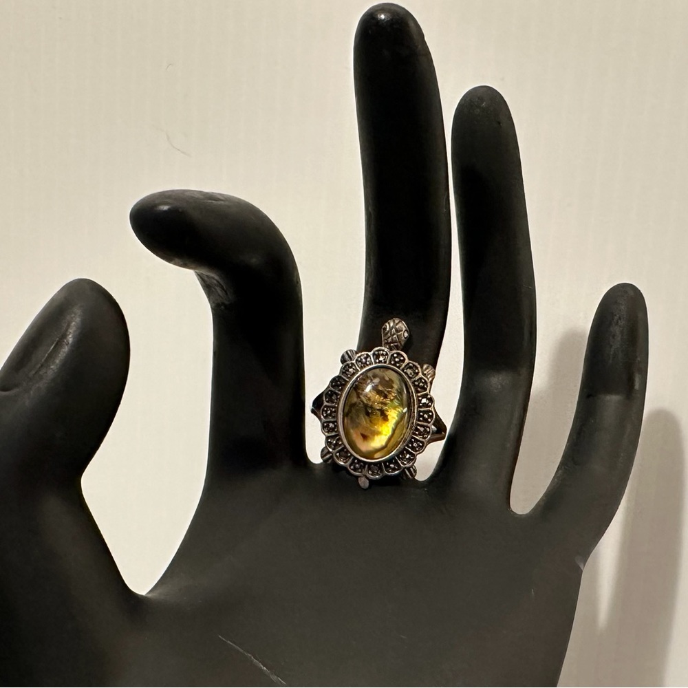 Silver Tone Turtle Ring - image 2